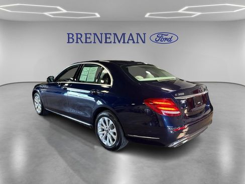Used 2018 Mercedes-Benz E 300 4MATIC image 8