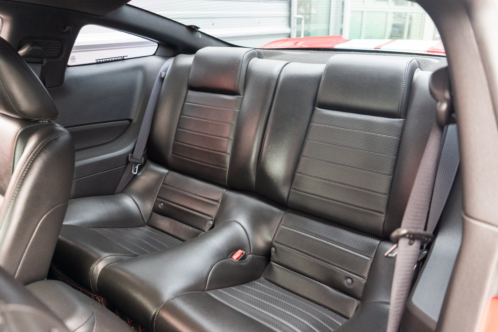 Used 2006 Ford Mustang GT RWD image 28