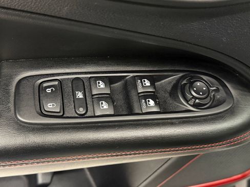 Used 2020 Jeep Compass Trailhawk AWD/4WD image 27