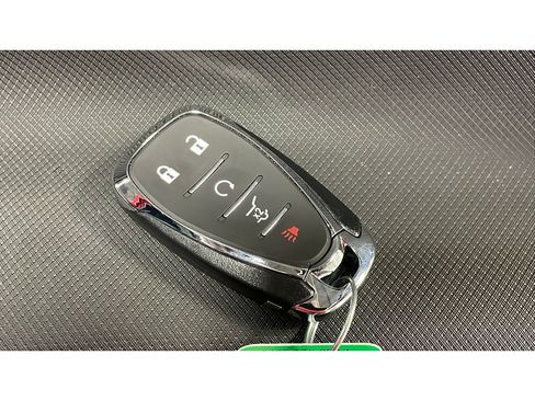 Used 2023 Chevrolet Equinox RS w/ RS Leather Package image 19