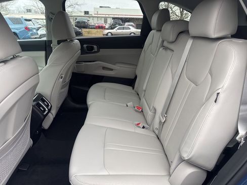 New 2026 Kia Sorento S image 11