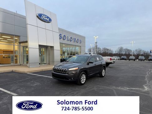 Used 2015 Jeep Cherokee Latitude w/ Cold Weather Group image 1