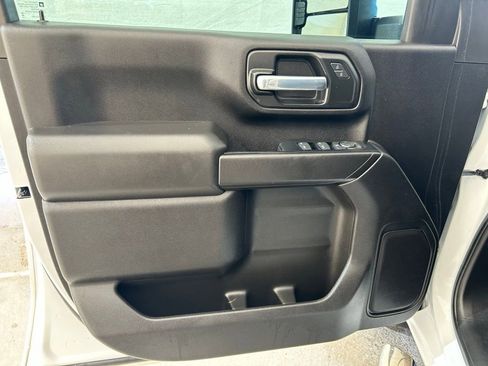 Used 2024 GMC Sierra 2500 Pro w/ Convenience Package image 25