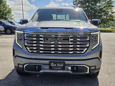 Used 2024 GMC Sierra 1500 Denali AWD/4WD image 2