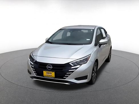 Used 2025 Nissan Versa SV FWD image 7