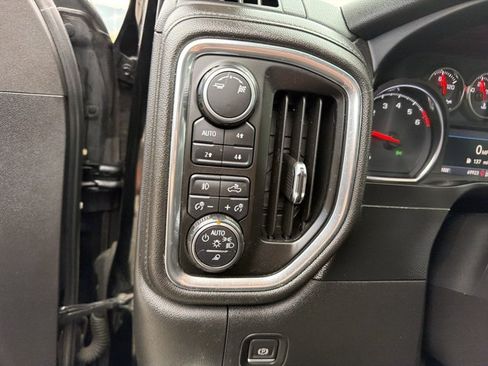 Used 2019 Chevrolet Silverado 1500 RST AWD/4WD image 17