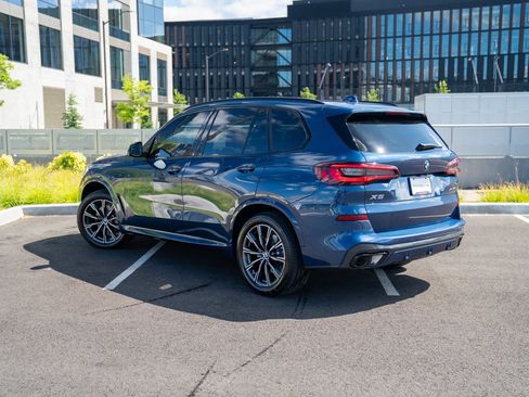 Used 2023 BMW X5 xDrive40i w/ M Sport Package AWD/4WD image 3