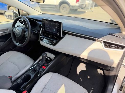 Used 2020 Toyota Corolla LE w/ Carpet Mat Package (TMS) FWD image 36