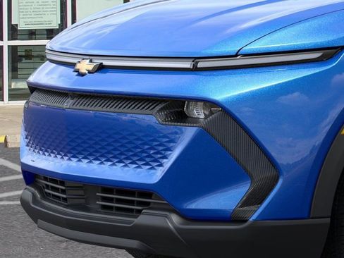 New 2026 Chevrolet Equinox EV LT image 14