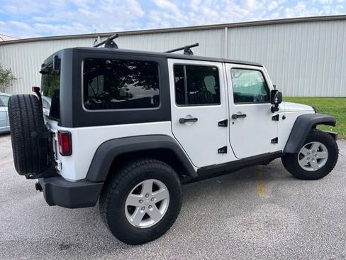 Used 2015 Jeep Wrangler Unlimited Sport w/ Quick Order Package 24S AWD/4WD image 6