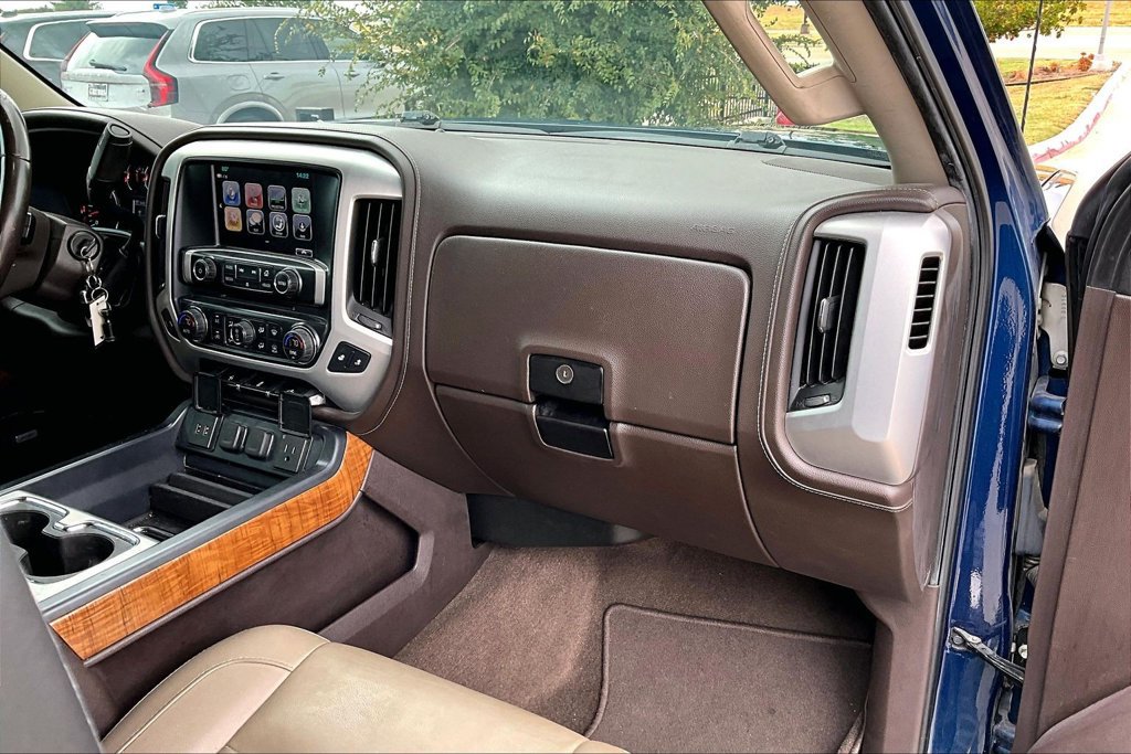 Used 2017 GMC Sierra 1500 SLT w/ Texas SLT Premium Package RWD image 18