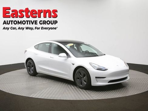 Used 2019 Tesla Model 3 Standard Range RWD image 46
