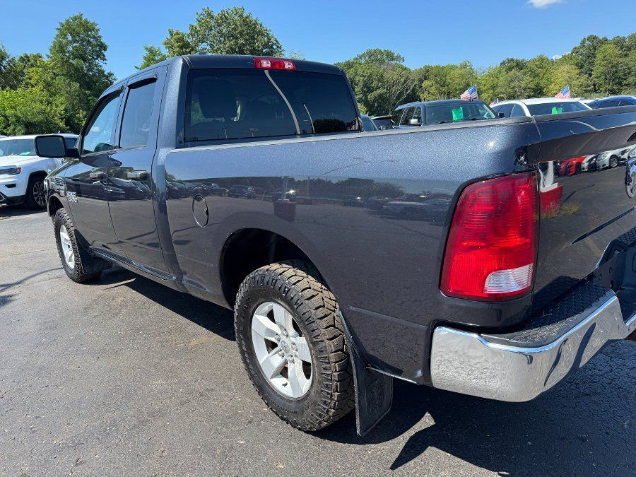 Used 2018 RAM 1500 ST w/ SXT Appearance Group AWD/4WD image 10