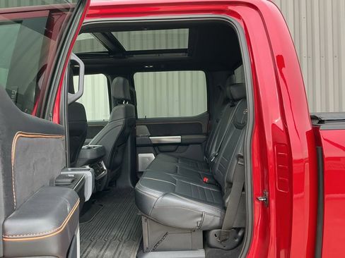 Used 2024 Ford F350 Platinum image 21