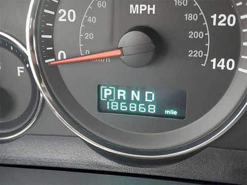 Used 2007 Jeep Grand Cherokee Laredo image 12