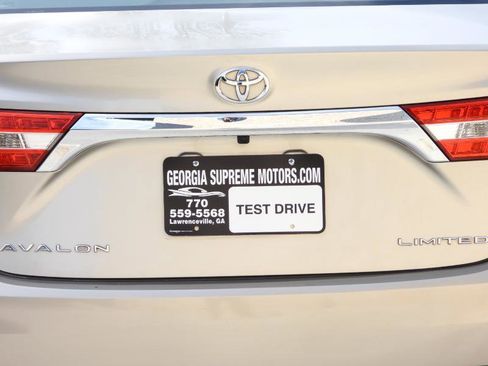 Used 2015 Toyota Avalon Limited image 21