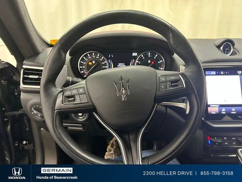 Used 2022 Maserati Ghibli Modena Q4 image 23