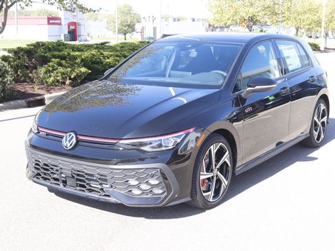 New 2025 Volkswagen GTI SE image 7