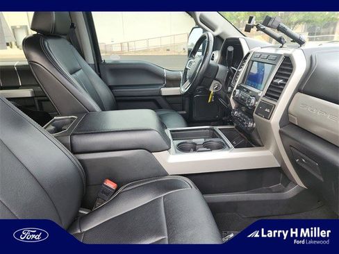 Used 2021 Ford F250 Lariat w/ Chrome Package image 19