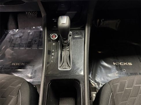Used 2021 Nissan Kicks SV image 14