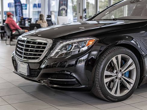 Used 2017 Mercedes-Benz S 550e w/ Premium Package image 5