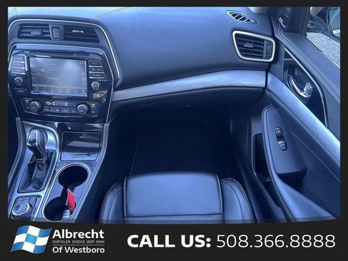 Used 2017 Nissan Maxima 3.5 SL FWD image 22