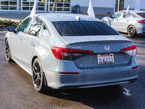 Used 2024 Honda Civic Sport image 7