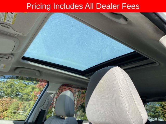 Used 2023 Subaru Forester Premium AWD/4WD image 23