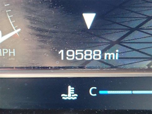 Certified 2023 GMC Sierra 1500 SLT w/ SLT Premium Package image 16