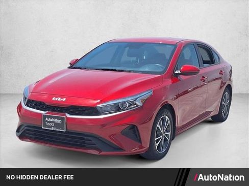 Used 2023 Kia Forte LXS FWD image 1