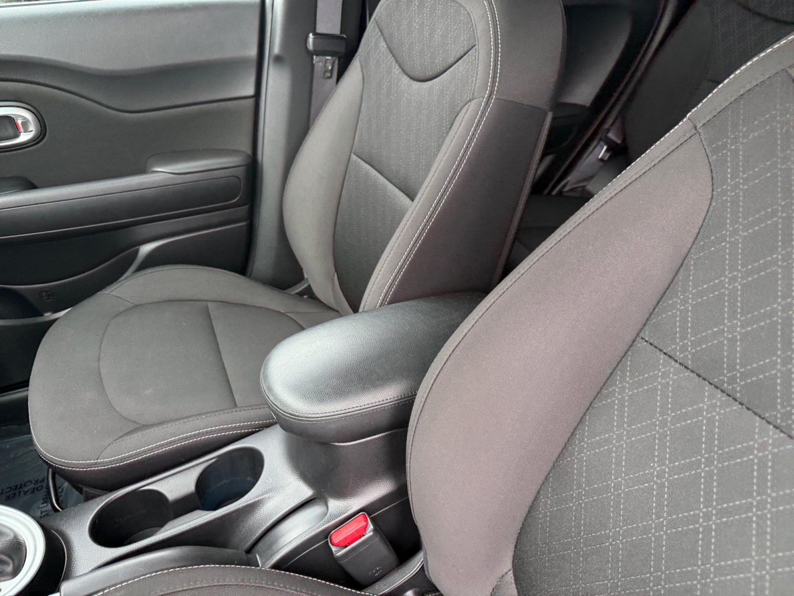 Used 2019 Kia Soul FWD image 14
