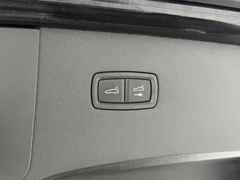 Used 2022 Porsche Cayenne Platinum Edition AWD/4WD image 67
