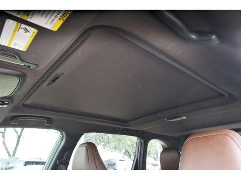 Used 2025 Subaru Forester Touring AWD/4WD image 29