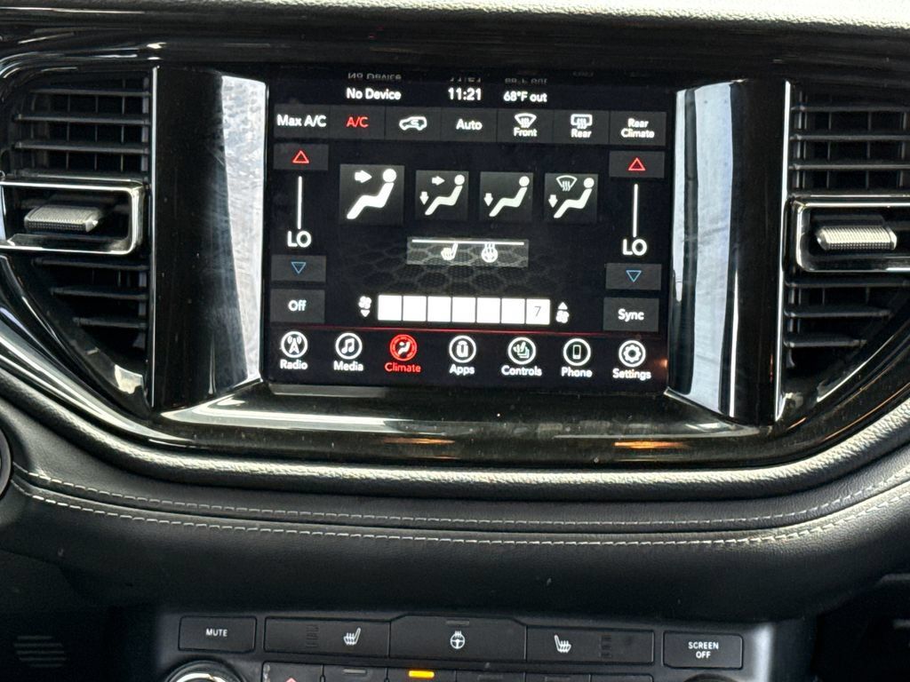 Used 2022 Dodge Durango GT RWD image 12