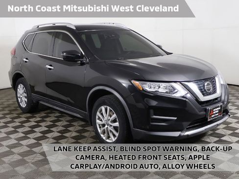 Used 2020 Nissan Rogue SV image 1