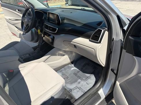 Used 2021 Hyundai Tucson SE w/ Winter Weather Package AWD/4WD image 33