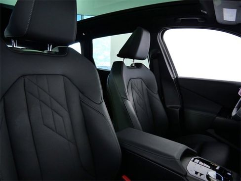 Used 2025 BMW X3 xDrive30i image 12