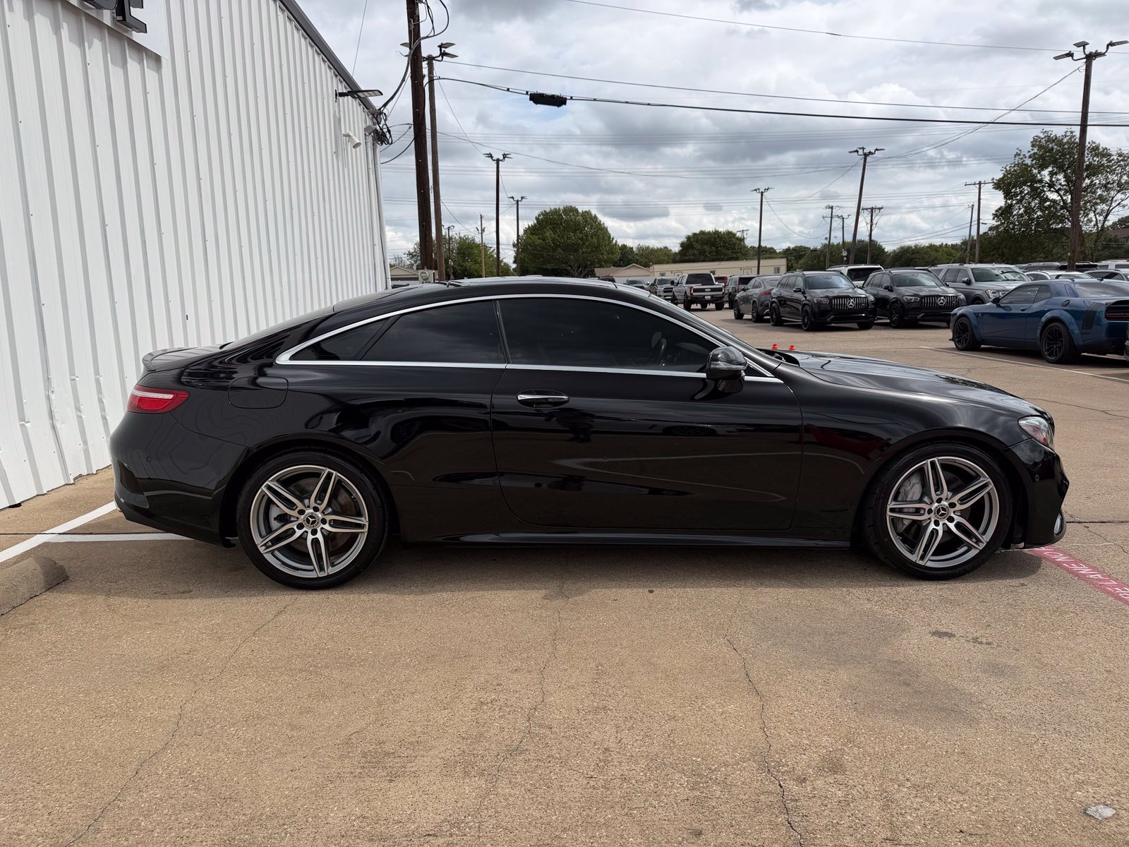 Used 2018 Mercedes-Benz E 400 Coupe image 9