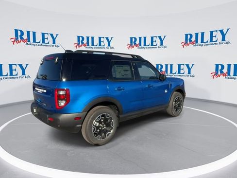 New 2025 Ford Bronco Sport Outer Banks w/ Outer Banks Tech Package+ image 8