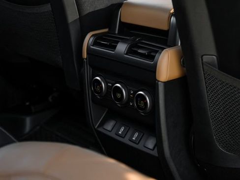 New 2026 Land Rover Defender 110 X AWD/4WD image 47
