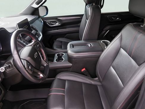 Used 2023 Chevrolet Tahoe RST image 12