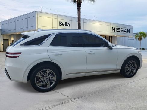 Used 2025 Genesis GV70 2.5T AWD/4WD image 8