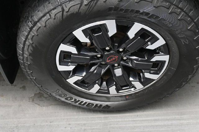 Used 2024 Nissan Frontier PRO-4X w/ Technology Package AWD/4WD image 34