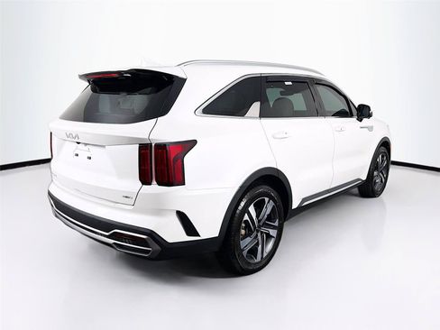 Used 2023 Kia Sorento SX Prestige w/ Panoramic Sunroof Package AWD/4WD image 11