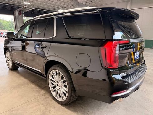 Used 2025 GMC Yukon Denali w/ Denali Reserve Package AWD/4WD image 6