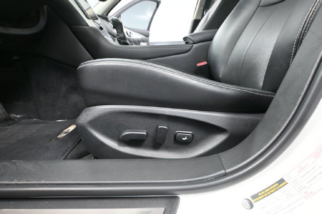 Used 2024 INFINITI Q50 Luxe AWD/4WD image 16