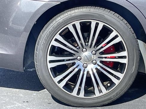 Used 2013 Chrysler 300 S image 9