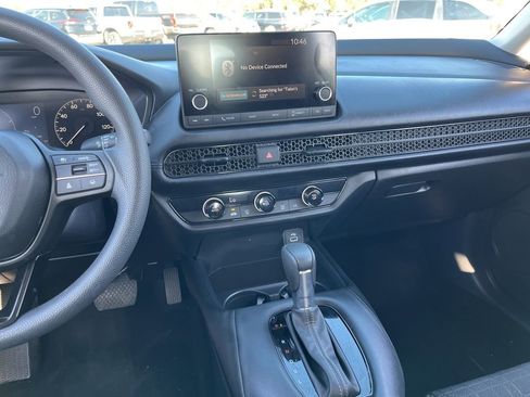 Used 2025 Honda HR-V LX image 16