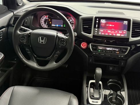 Used 2017 Honda Ridgeline Black Edition image 36