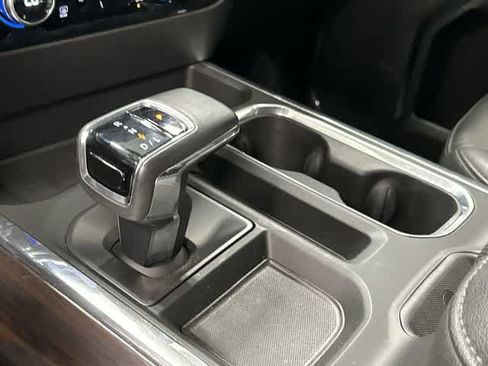 Used 2024 GMC Sierra 1500 SLT AWD/4WD image 25